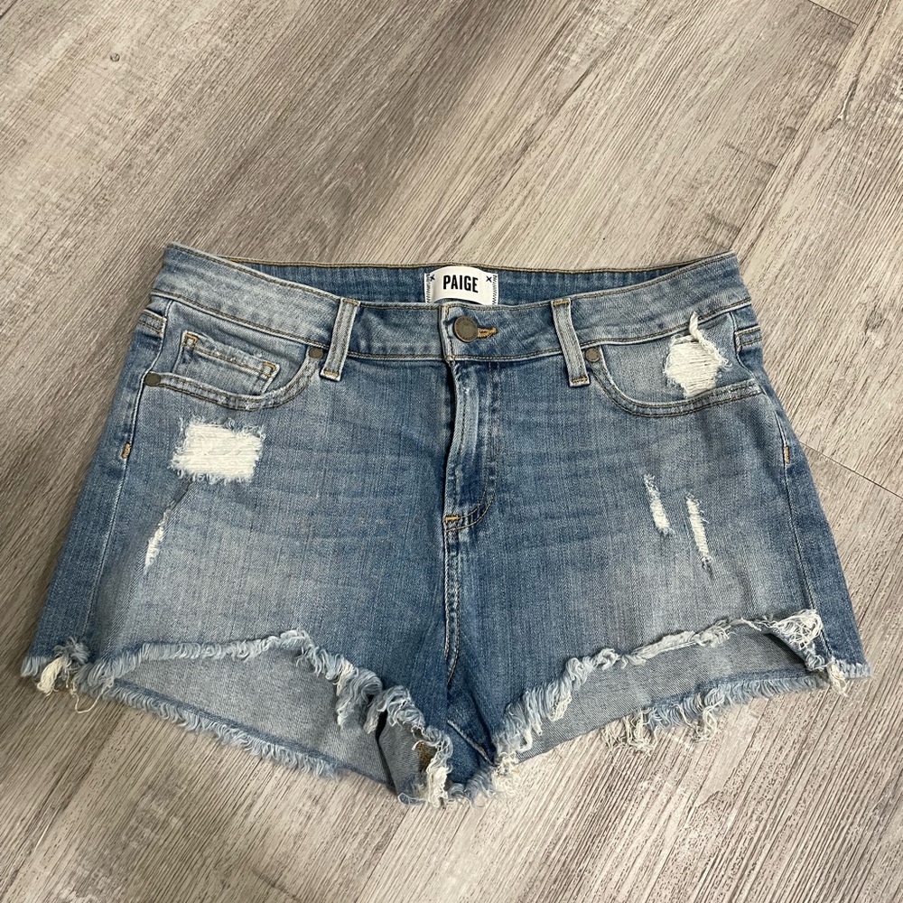 PAIGE 🩳 Women Blue Distressed Jean Shorts, size 29 (EUC)